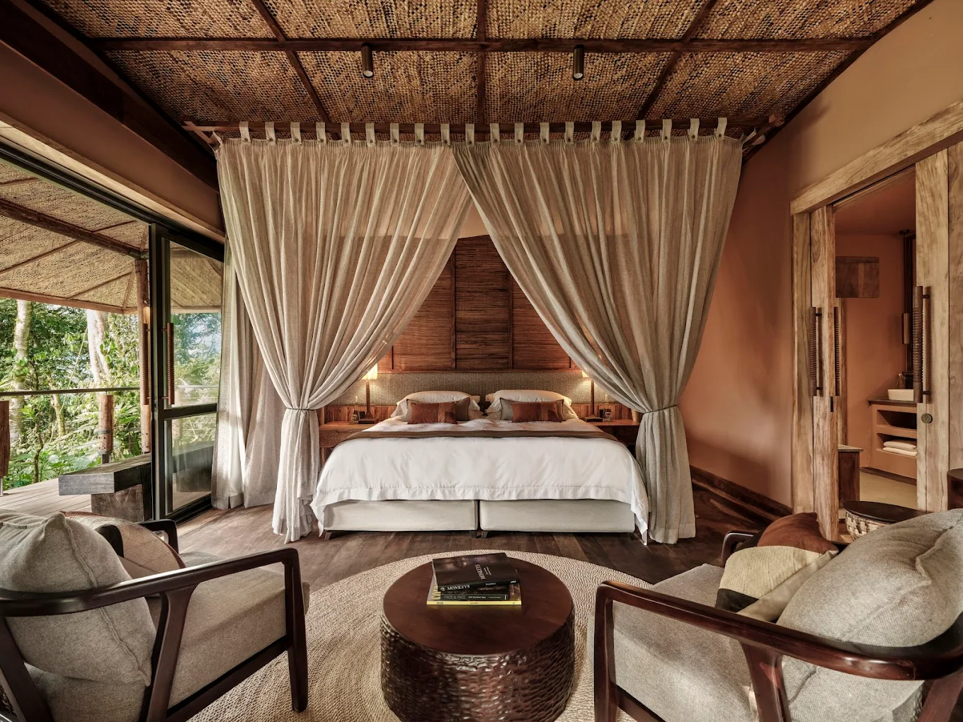 Luxury forest lodge in Bwindi Impenetrable National Park Uganda