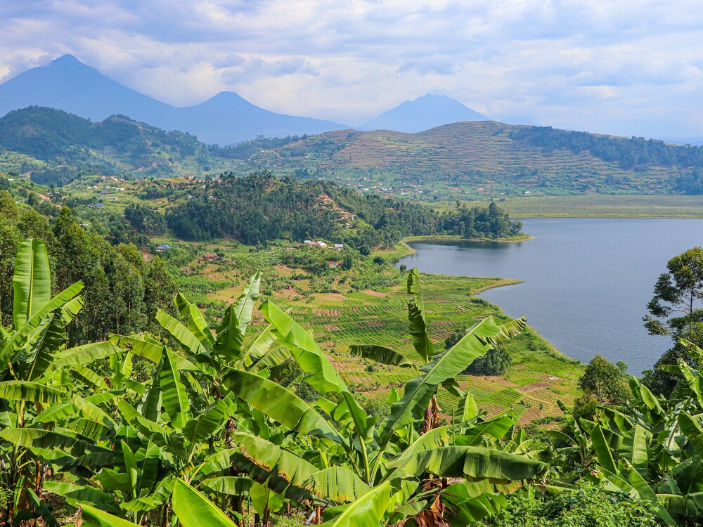 Lake Bunyonyi hilly regions