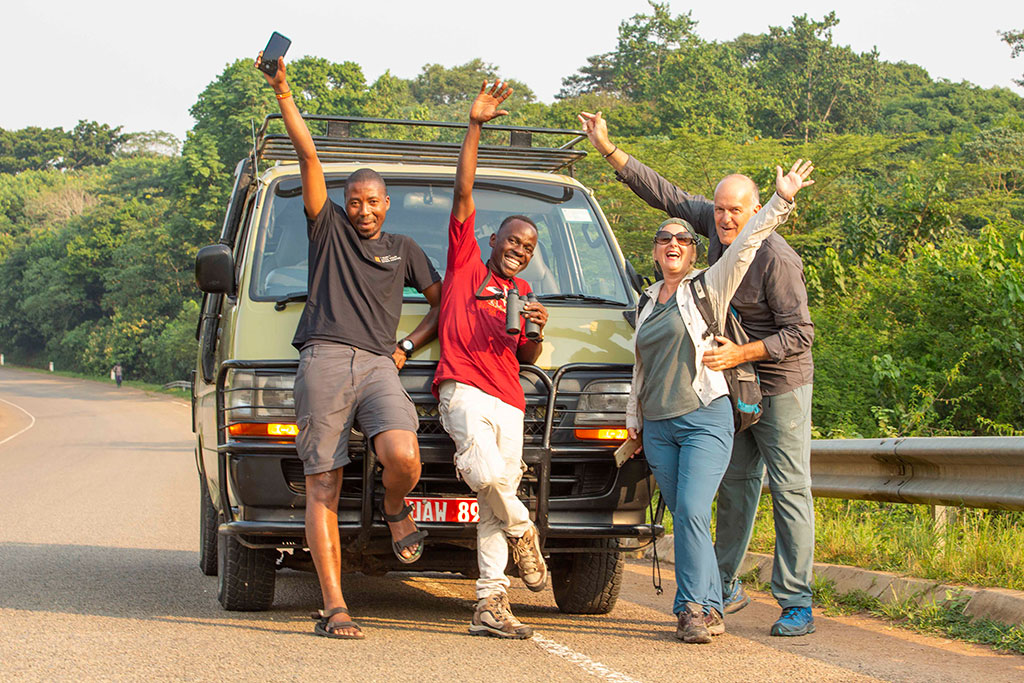 Helicopter Transfers from Kigali to Bwindi Group Experience