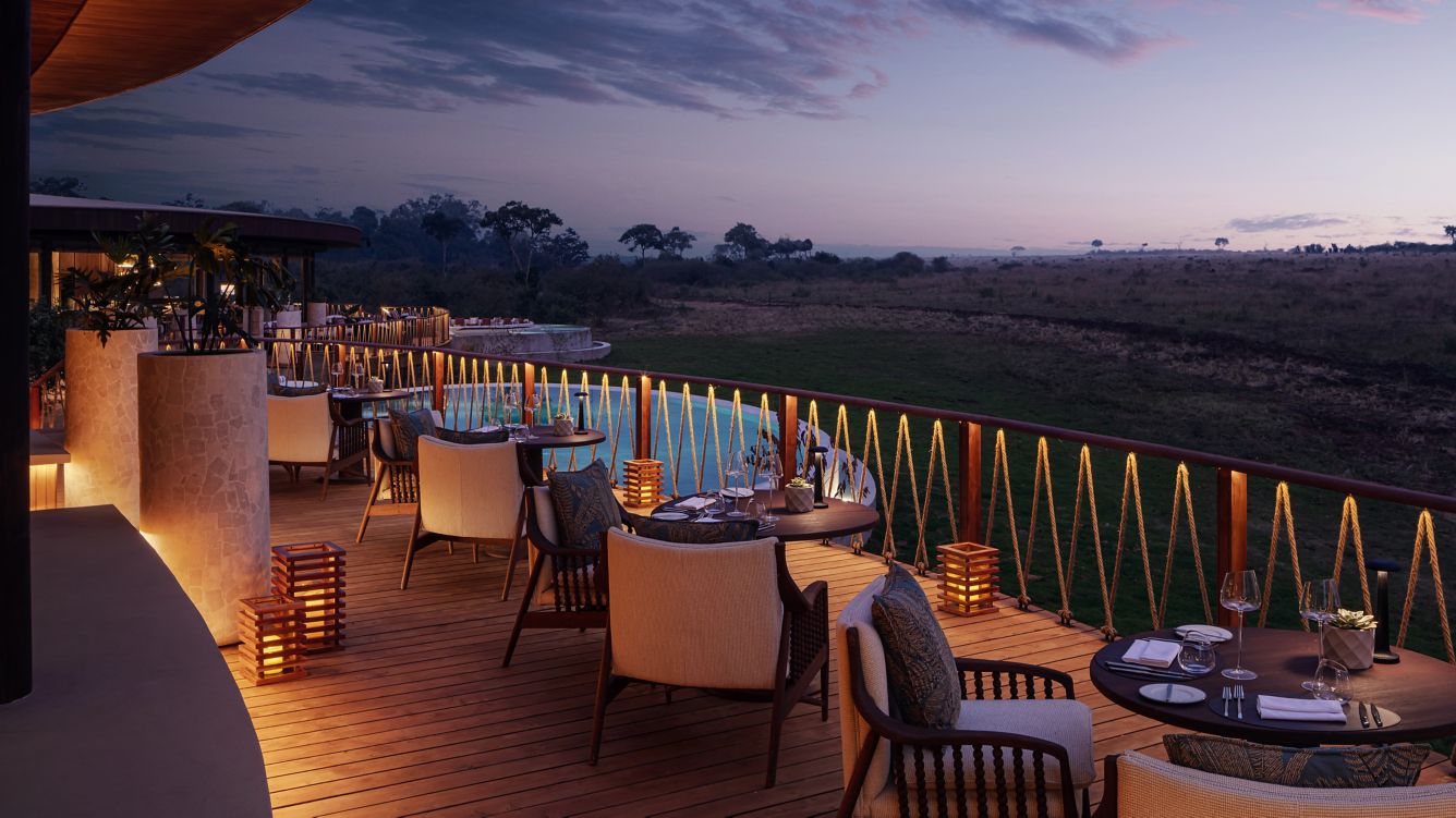 The luxury gorilla safari experience begins long before entering the rainforest. Upon arrival, guests are typically welcomed by a professional guide or private safari representative who assists with transfers, luggage, and travel arrangements. 