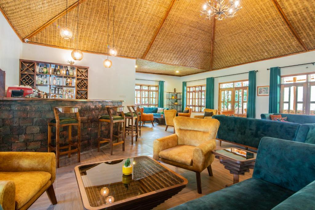 Luxury Accommodation and Exclusive Savings