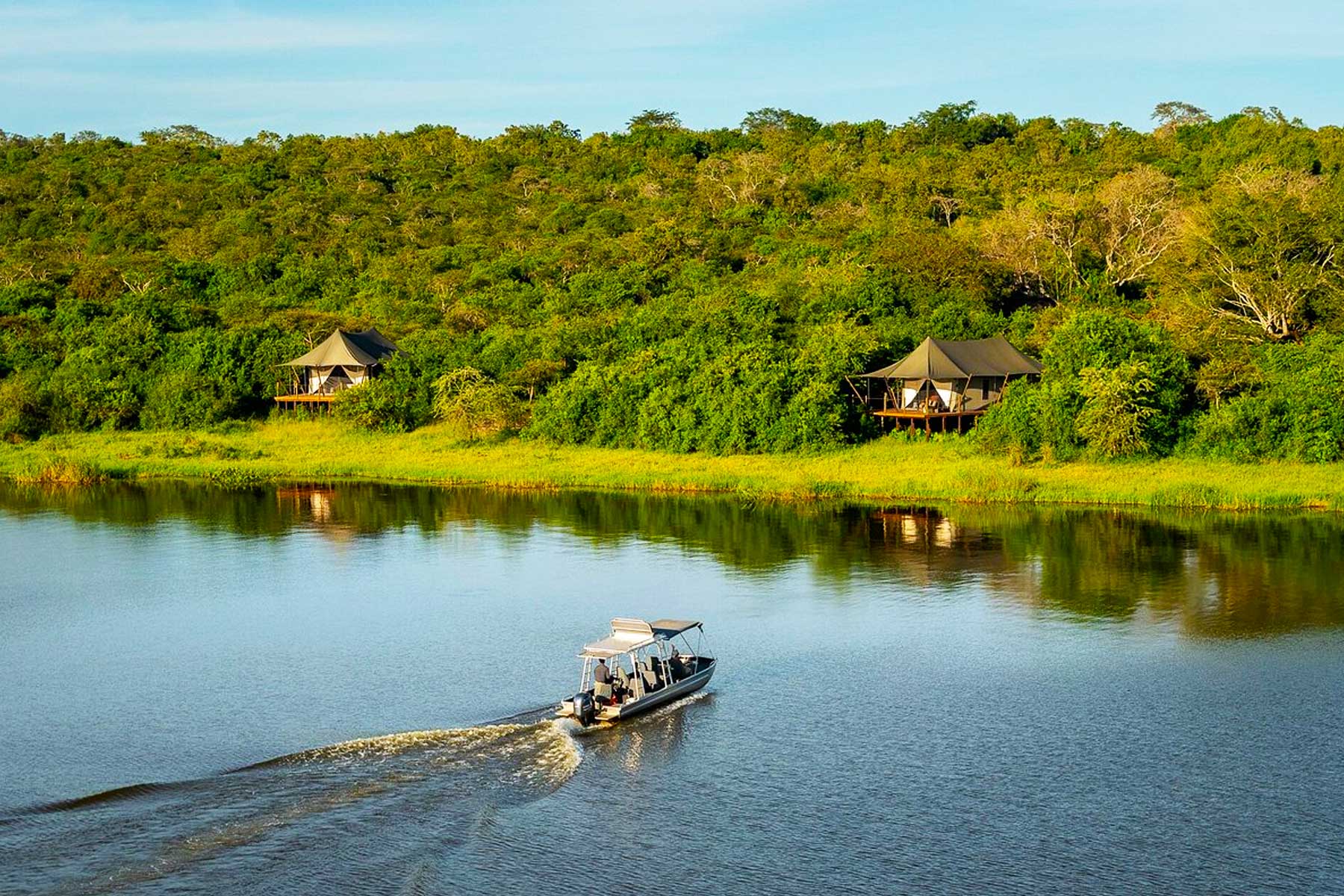 For travelers seeking classic African wildlife experiences, luxury Big Five 