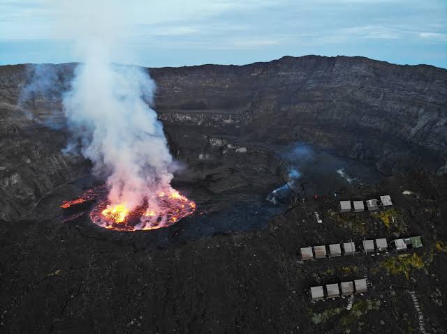 Luxury Nyiragongo Volcano Safari