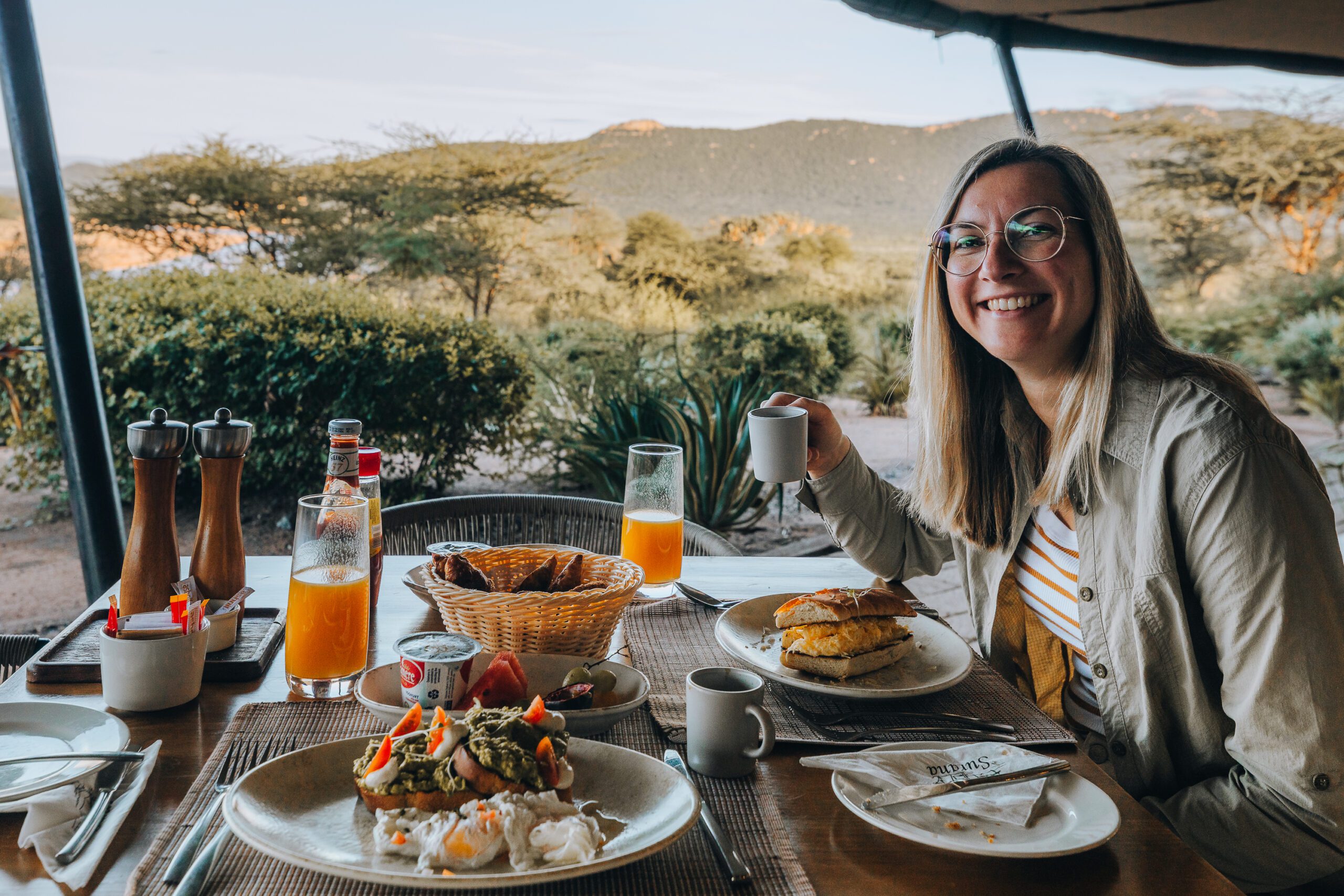 A private bush breakfast is one of the most memorable ways to begin a safari day. Travelers enjoy freshly prepared gourmet meals in stunning wilderness settings surrounded by nature. These