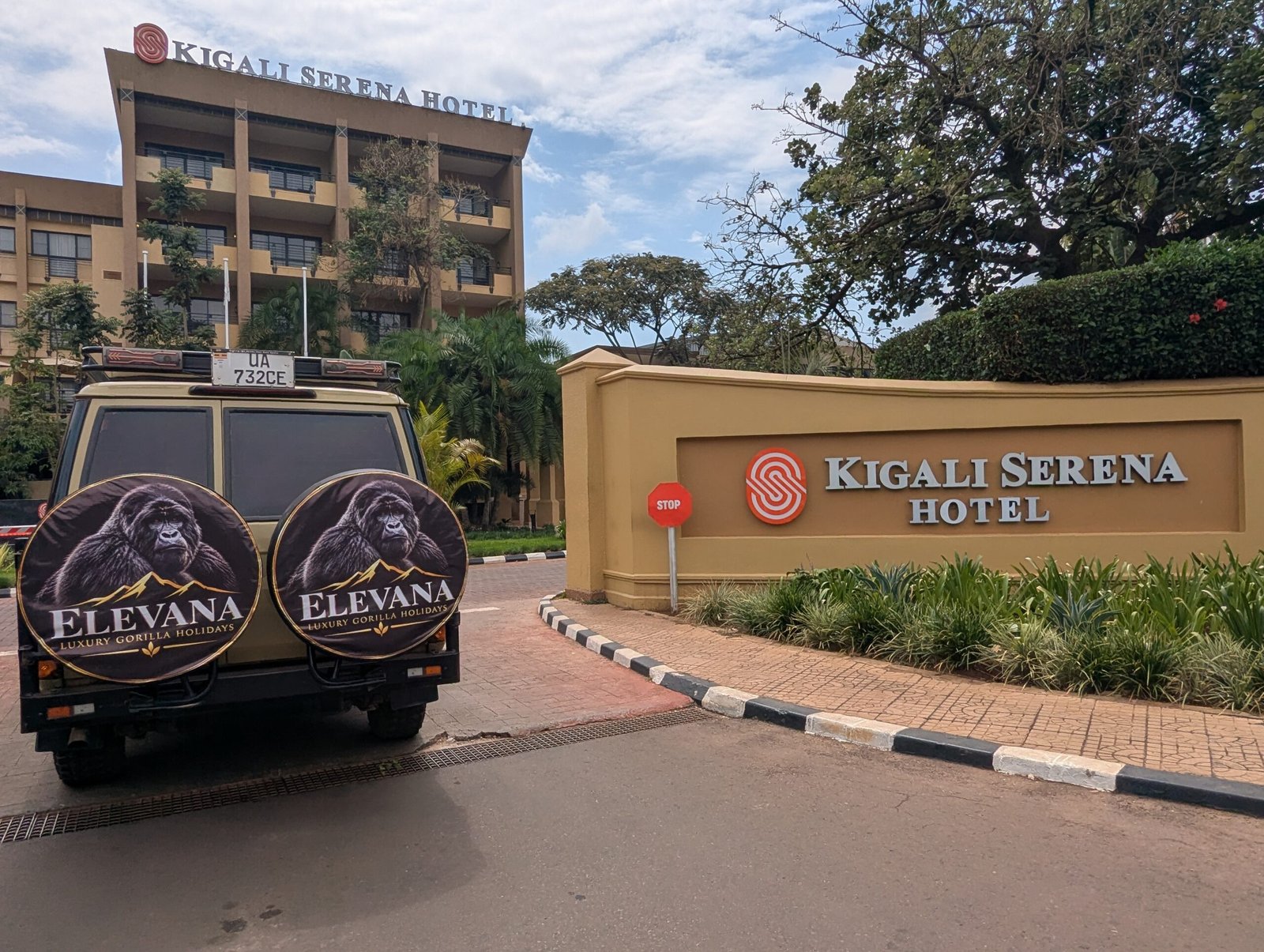 Elevana Luxury Gorilla Holidays
