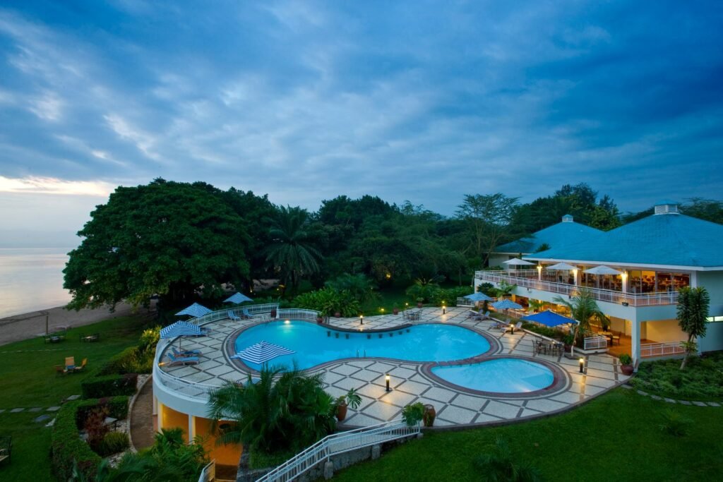 5 Days Ultra Luxury Gorilla & Lake Kivu Escape